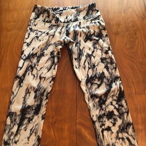 Lululemon Wunder Under Crop Full-On Luxtreme